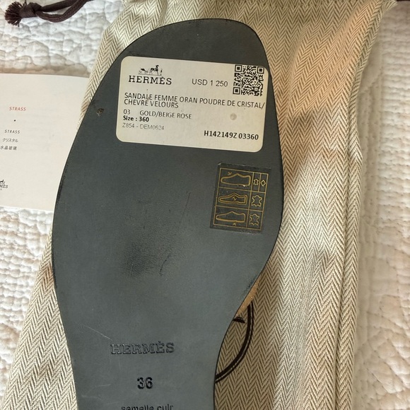 Hermes Gold Slide Sandals - Picture 3 of 4